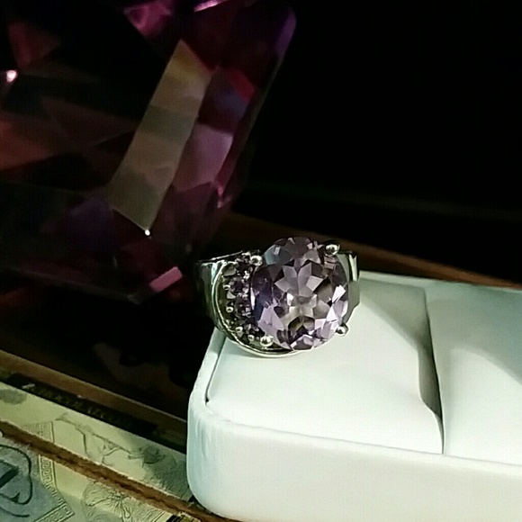 NWOT Solid 925 Sterling & Amethyst Ring Size 9.5 - Picture 2 of 8